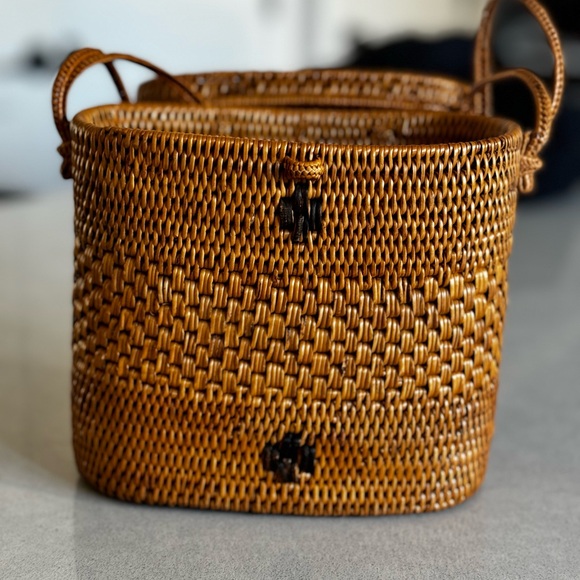 Woven Handbag - Picture 11 of 11